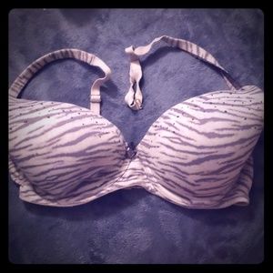 Victoria's Secret 34dd Broken Strap..SEE PICS